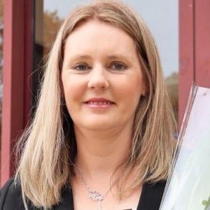 Meet your Posher, Leanne